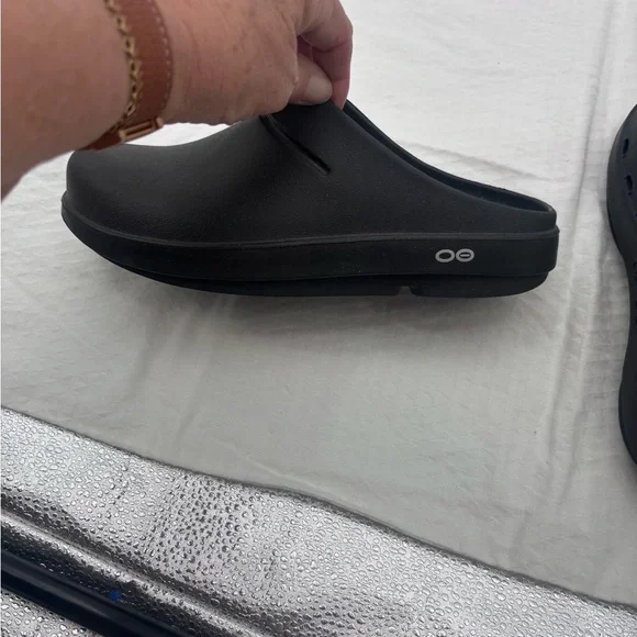 OOFOS Men's Black Slip-On Clogs Loafers Men’s 7 Women’s 9 - Picture 6 of 6